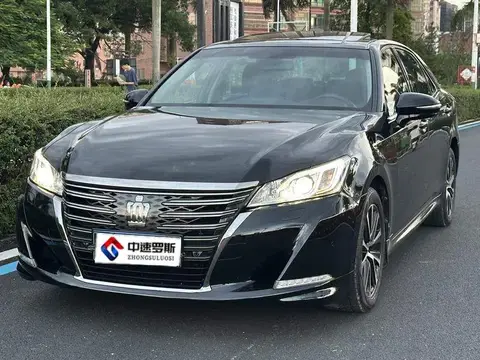 crown 2018 2.0T Fashion Edition