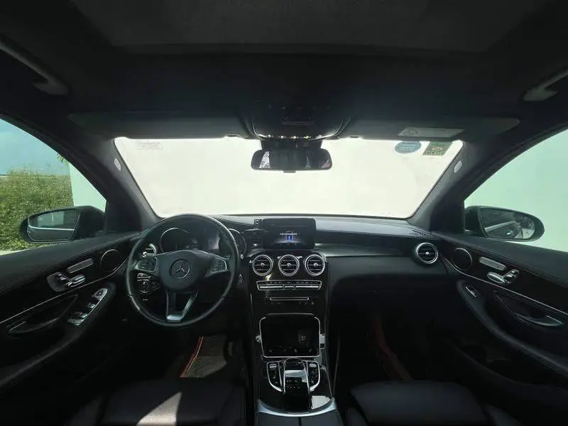Mercedes-Benz GLC 2019 GLC 260 L 4MATIC Dynamic — 11