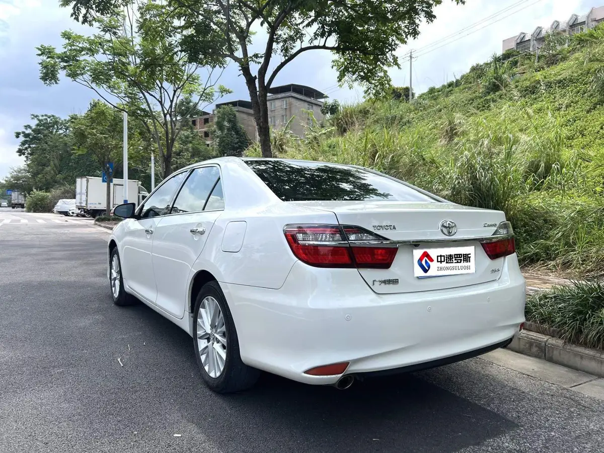 Camry 2015 2.5G Luxury Navigation Edition — 4