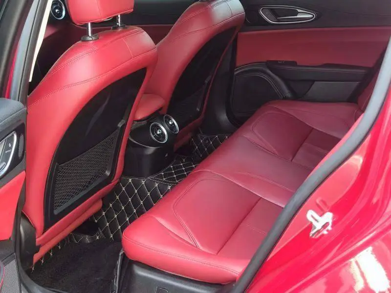Giulia 2017 2.0T 200HP Deluxe Edition — 18