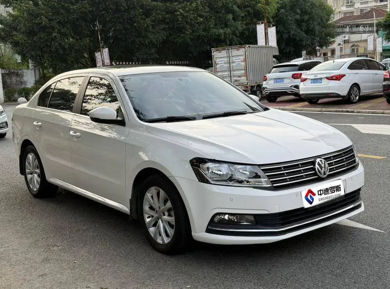 Lavida 2017 1.6L Automatic Fashion Edition — 3