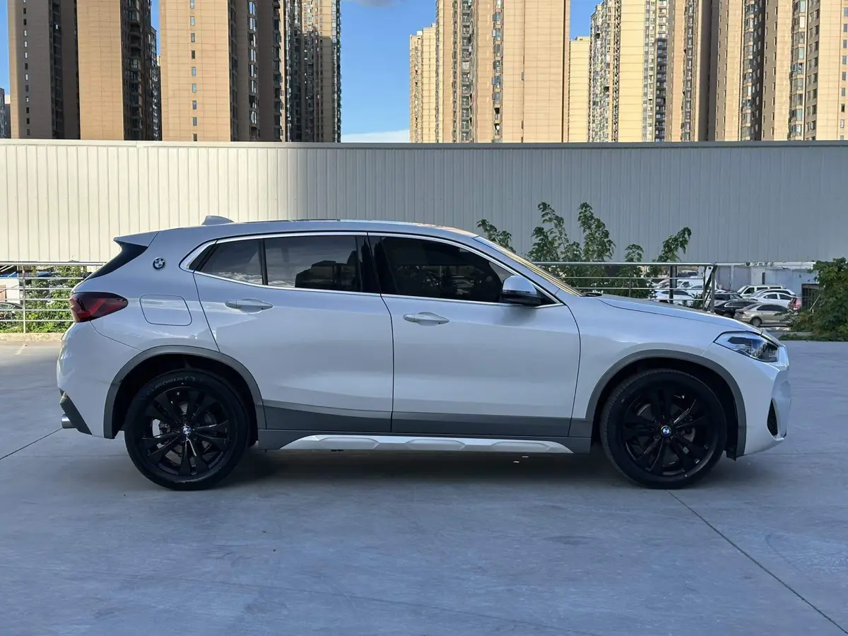 BMW X2 2021 sDrive20i M Off-Road Package — 5