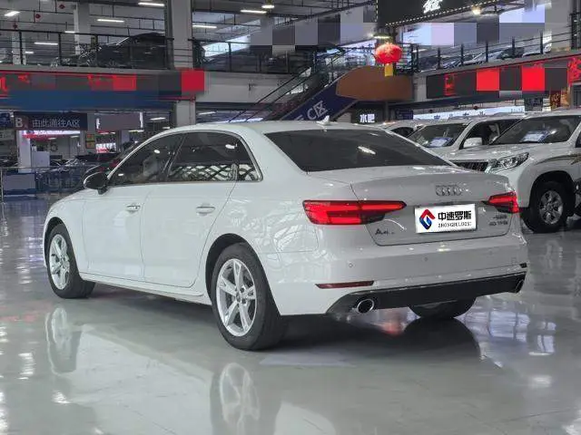 Audi A4L 2017 Plus 40 TFSI Fashion Edition — 4