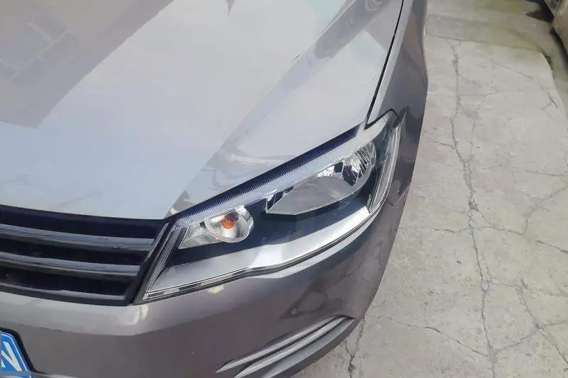 Jetta 2015 1.6L Manual Fashion Model — 4
