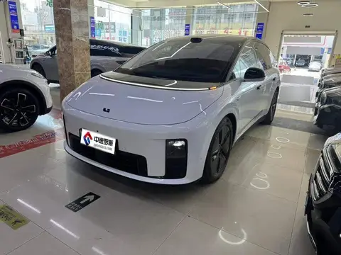 Ideal i8 2025 Standard Edition
