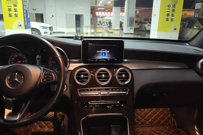 Mercedes-Benz GLC 2019 GLC 260 L 4MATIC Dynamic — 11