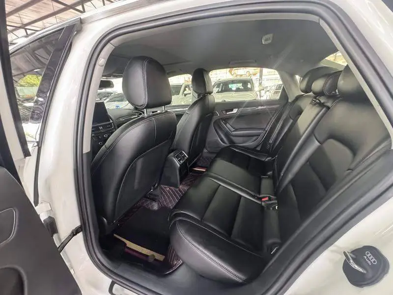 Audi A4L 2015 35 TFSI Automatic Standard Model — 10