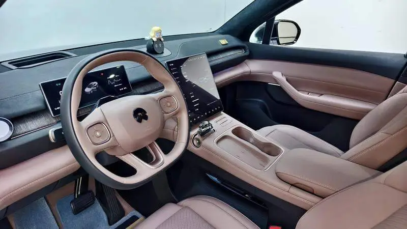 NIO EC6 2024 75kWh — 15