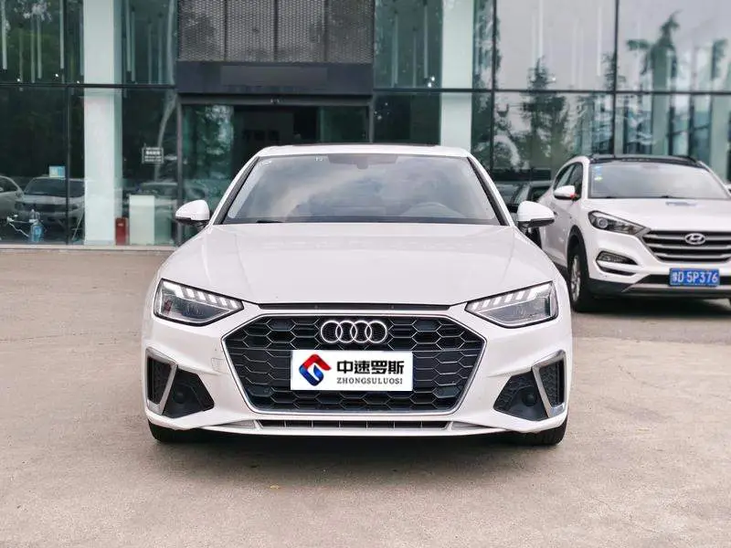 Audi A4L 2024 40 TFSI Stylish and Dynamic — 2