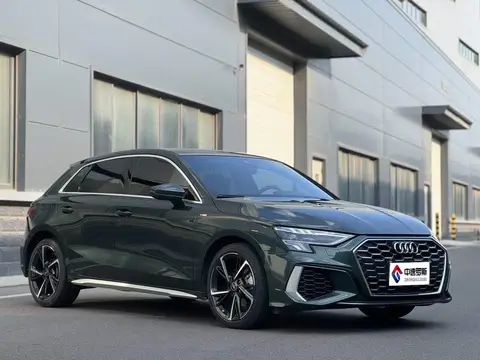 Audi A3 2023 Sportback 35 TFSI Stylish and sporty