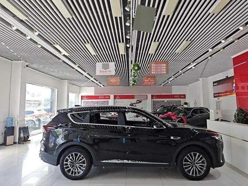 JETOUR X70 PLUS 2025 Champion Edition 1.5T DCT Champion PRO 5-seater — 7
