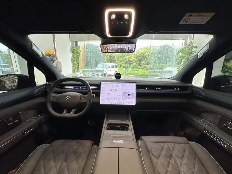NIO ES8 2026 Six-Seat Executive Luxury Edition — 6