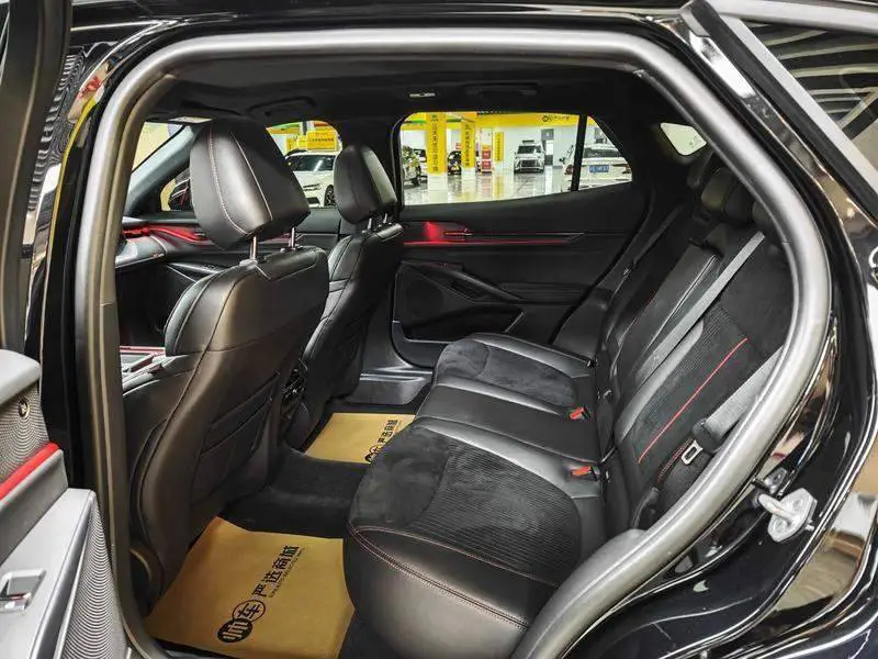 EVOS 2022 EcoBoost 245 Sport — 10