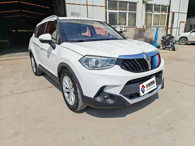 Zhonghua V3 2016 1.5L Manual Intelligent Model — 3