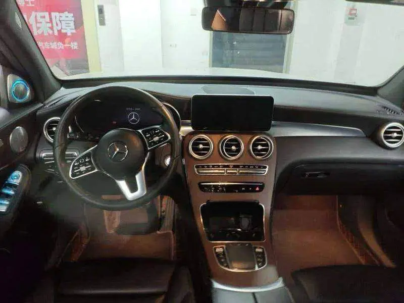 Mercedes-Benz GLC 2021 GLC 300 L 4MATIC Dynamic — 5