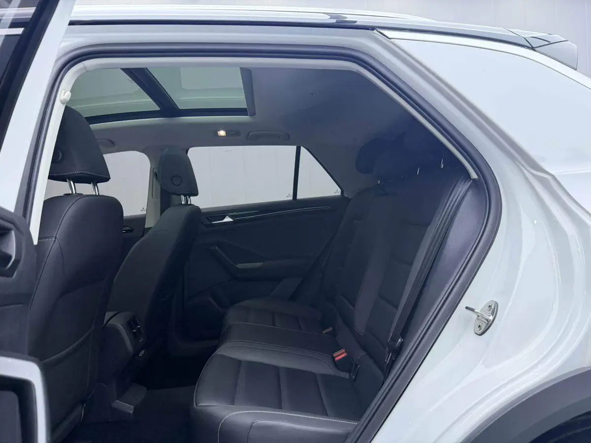 T-ROC 2021 280TSI DSG 2WD Comfort Smart Edition — 10