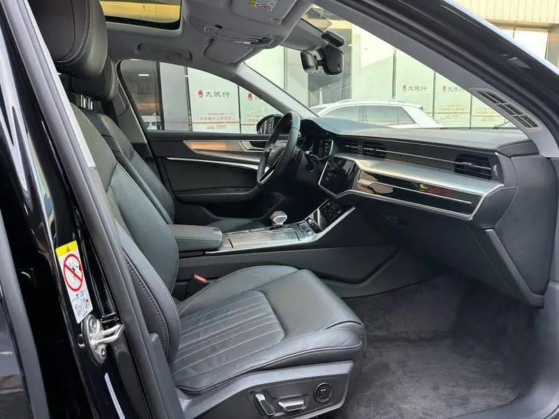 Audi A6L 2023 45 TFSI Premium Elegance — 13