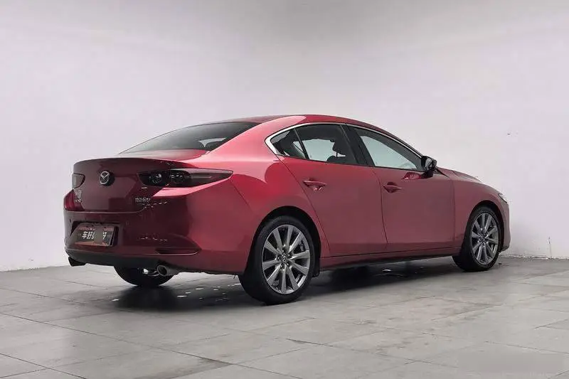 Mazda 3 Angkesaila 2021 2.0L Automatic Premium Edition — 4