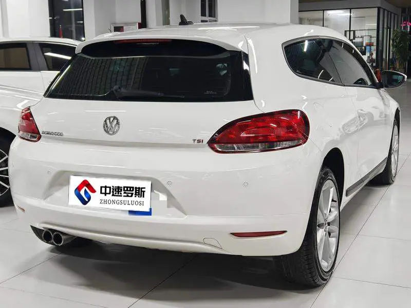 Scirocco 2011 2.0TSI Luxury Edition — 4