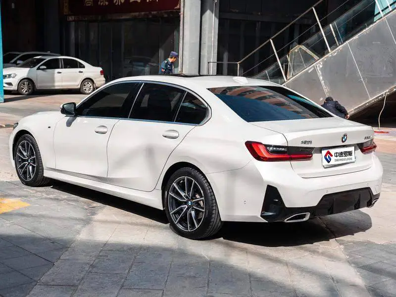 BMW 3 Series 2025 325Li M Sport Package — 4