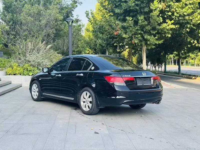 Accord 2009 2.4L LX — 4