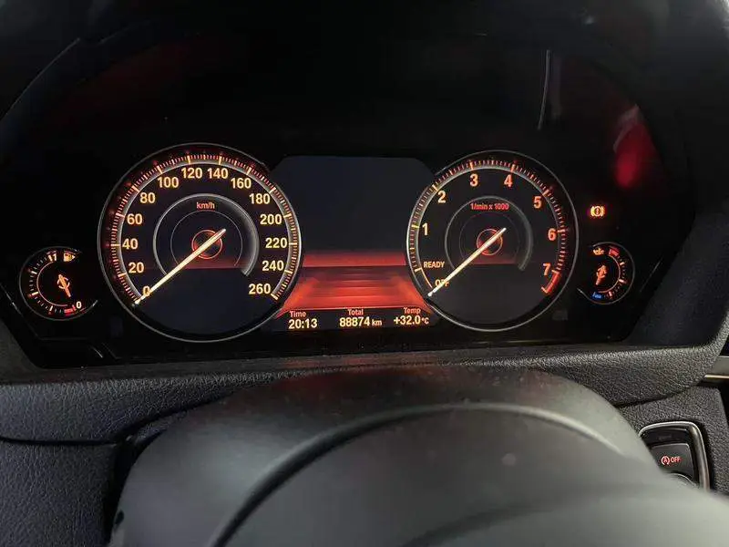 BMW 3 Series 2018 320Li Leading M Sport Package — 8