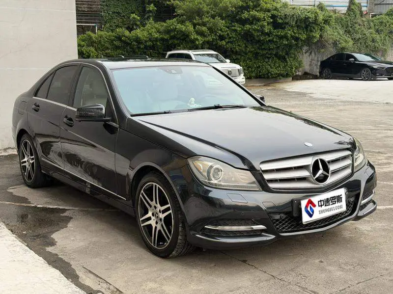 Mercedes-Benz C-Class 2011 C 300 Fashion — 3