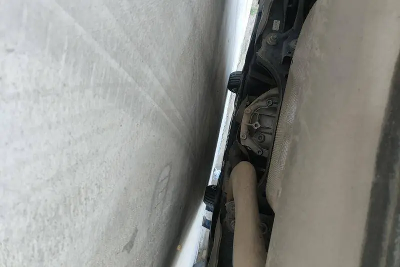 BMW 3 Series 2023 325Li M Sport Package — 16