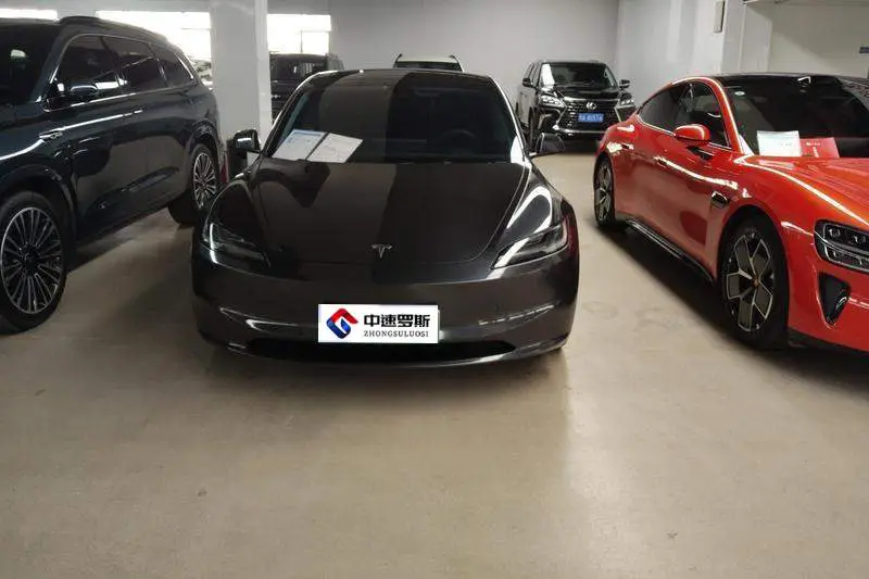 Model 3 2023 rear-wheel drive version — 2