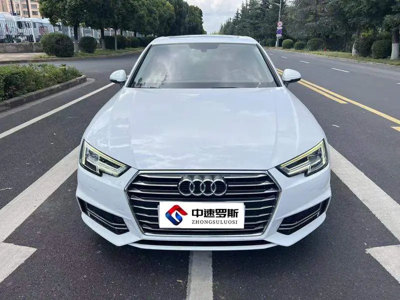 Audi A4L 2019 40 TFSI Progressive National VI — 2