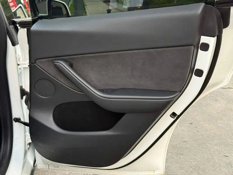 Model Y 2024 rear-wheel drive version — 11