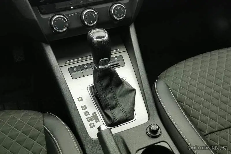 Octavia 2019 1.5L Automatic Luxury Edition — 15