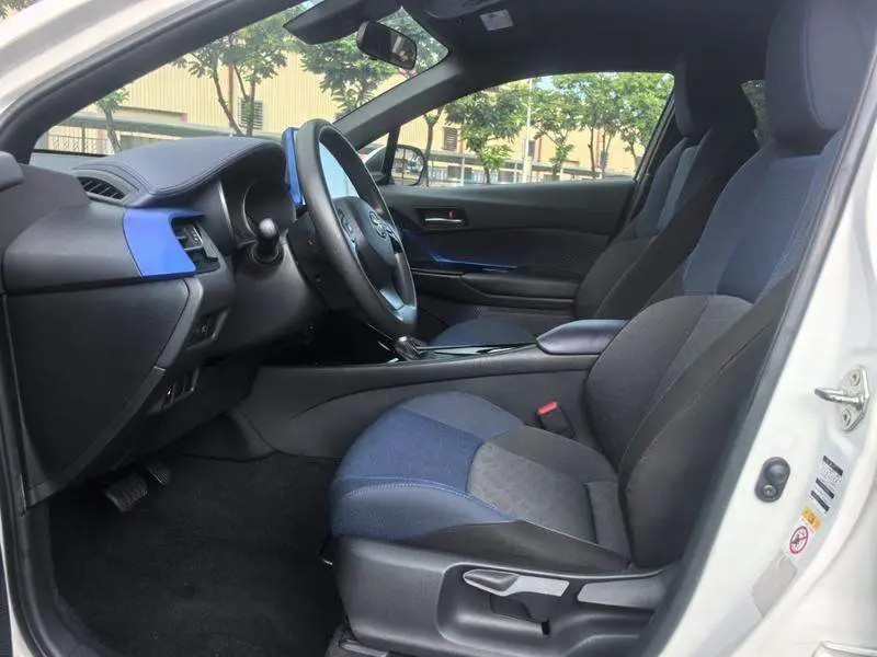 Toyota C-HR 2018 2.0L Leading Edition National VI — 8