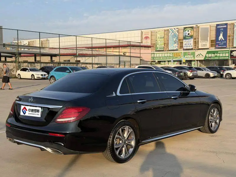 Mercedes-Benz E-Class 2020 E 300 L Fashion Edition — 6