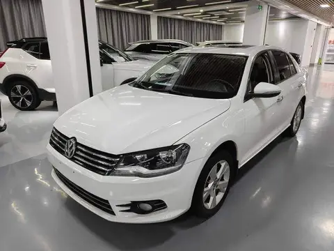 Bora 2015 Value Edition 1.6L Manual Fashion Model