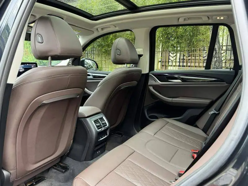 BMW iX3 2023 Leading Model — 12