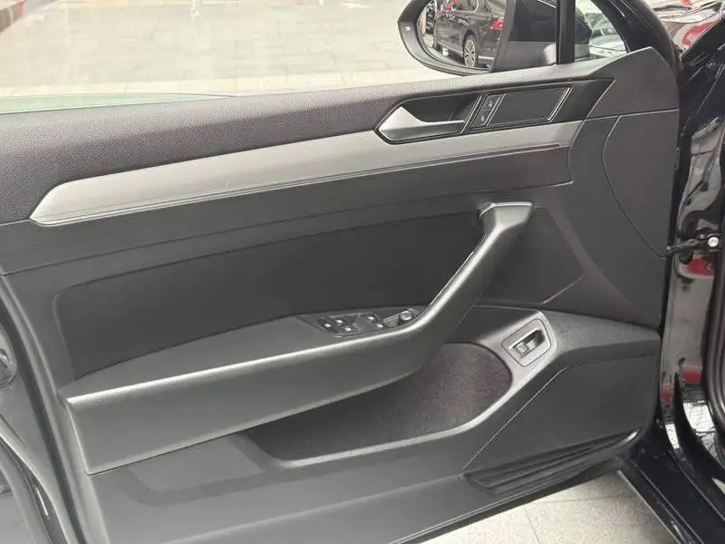 Magotan 2019 280TSI DSG Leading National V — 6
