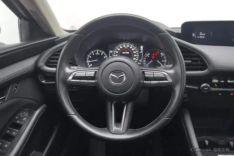 Mazda 3 Angkesaila 2021 2.0L Automatic Premium Edition — 14