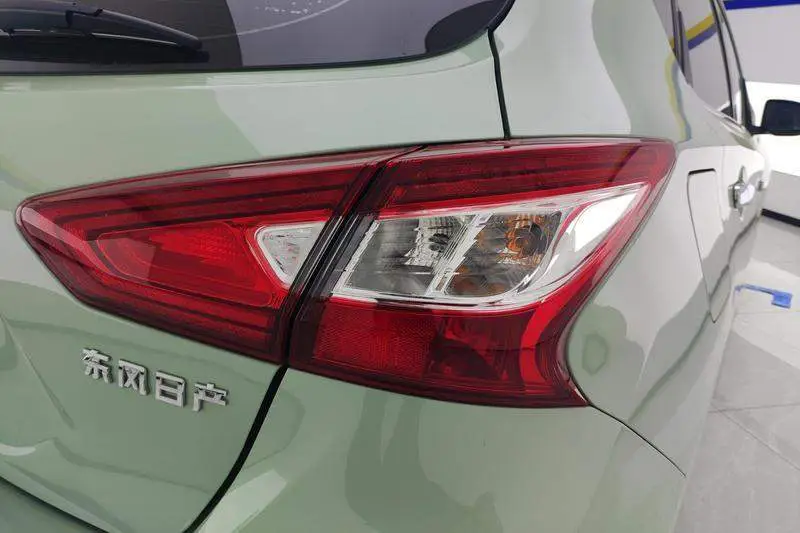 TIIDA 2023 1.6L CVT Smart Edition — 8