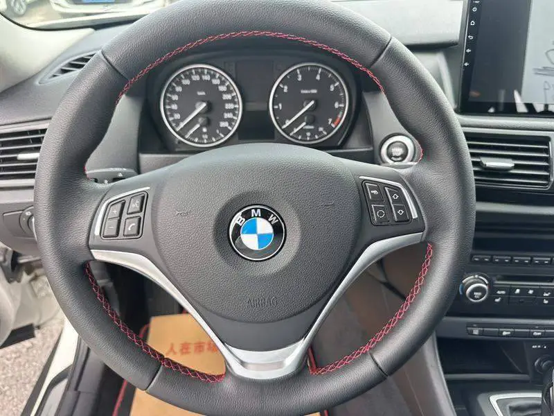 BMW X1 2013 sDrive20i Sports Design Package — 15