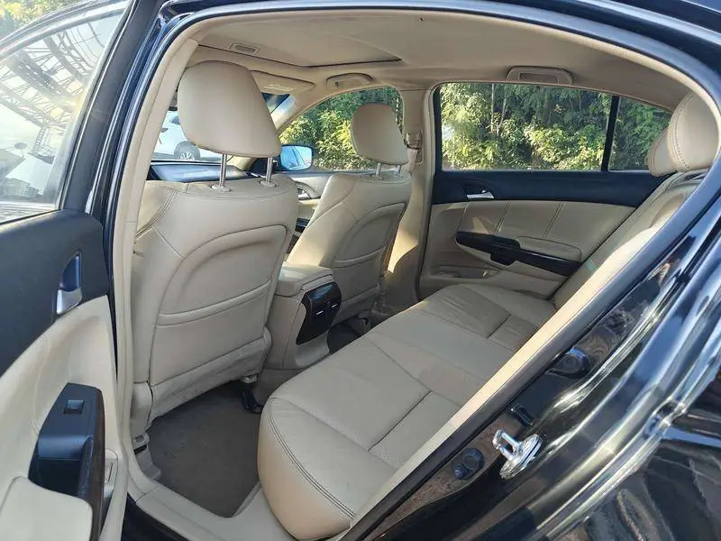 Accord 2013 2.0L SE — 12