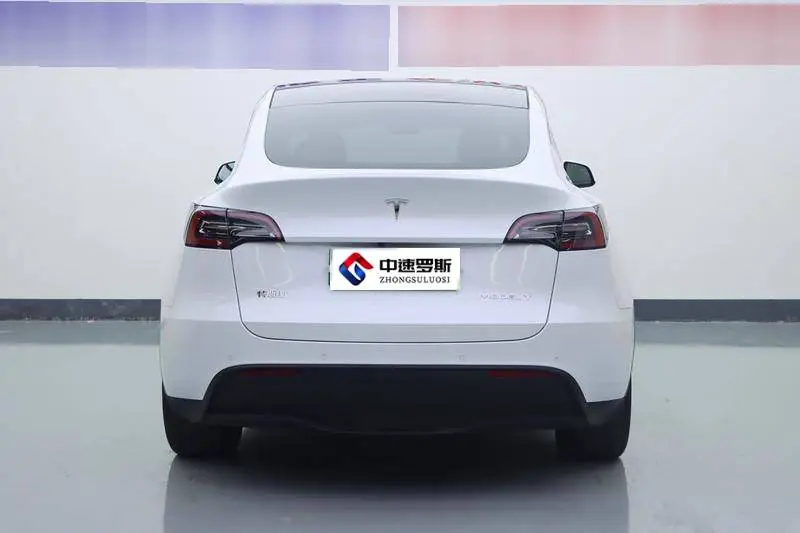 Model Y 2022 facelifted rear-wheel drive version — 5