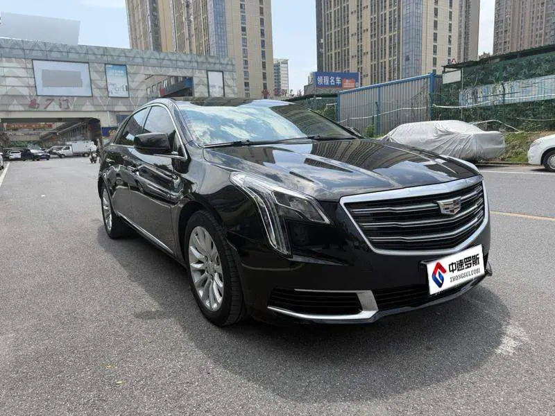 Cadillac XTS 2018 28T Elite — 3