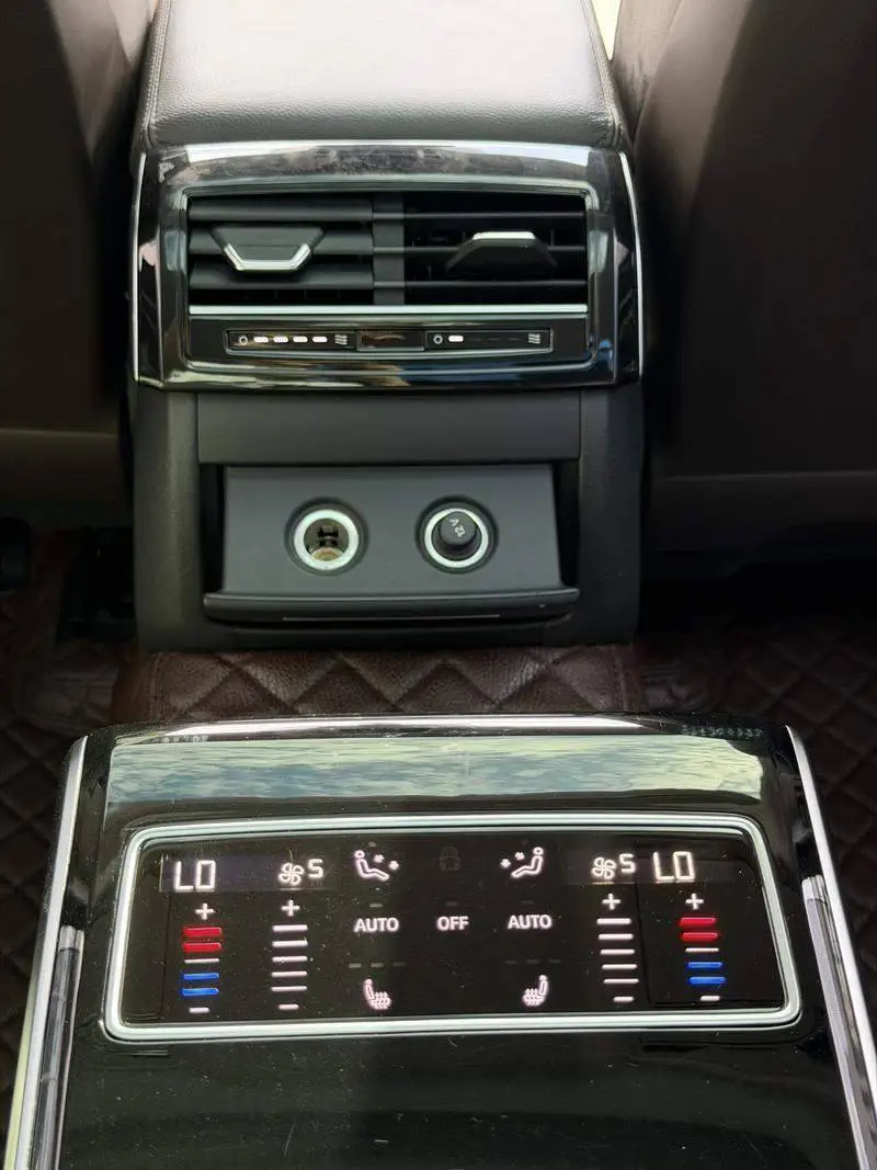 Audi A8 2018 A8L 55 TFSI quattro Elite Edition — 12