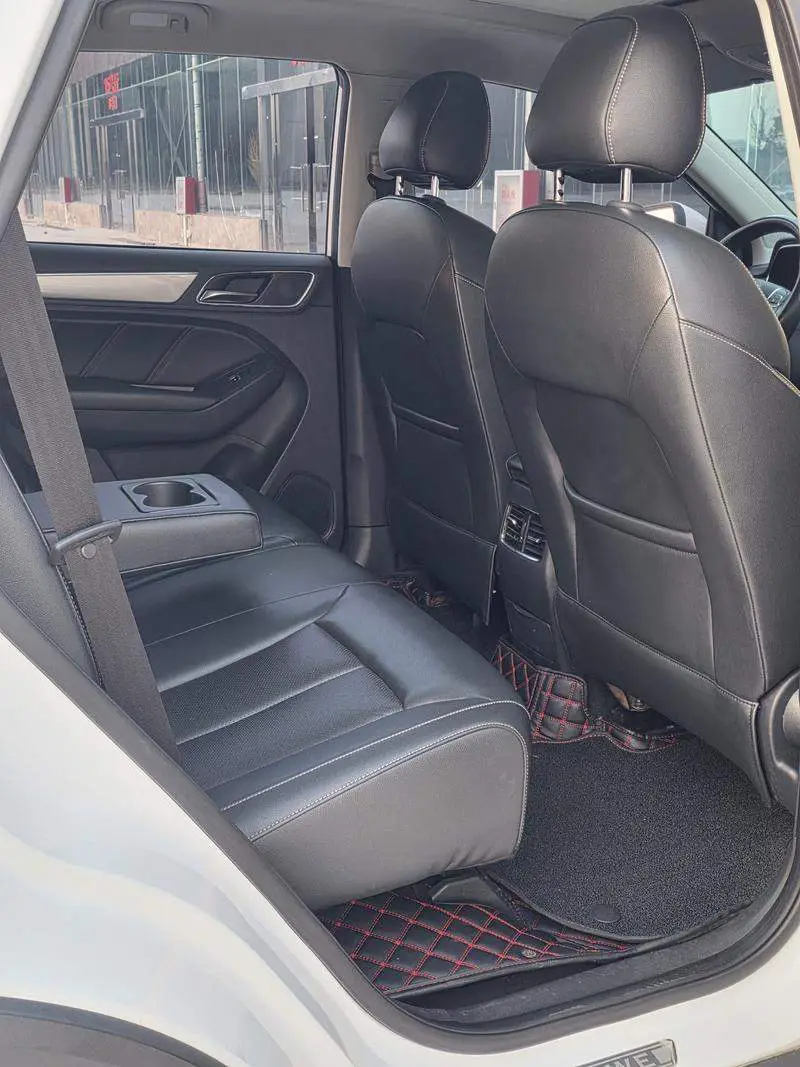 Roewe RX5 2016 20T 2WD Automatic Luxury Edition — 6