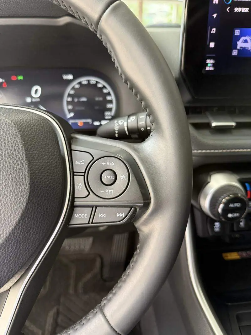 RAV4 Rongfang 2023 2.0L CVT 2WD Fashion Plus Edition — 15