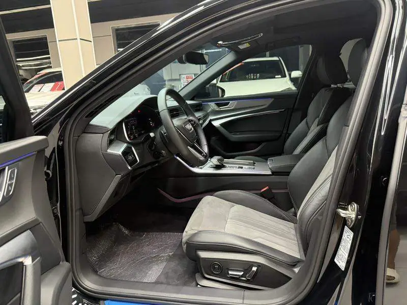 Audi A6L 2024 45 TFSI Premium Elegance — 15