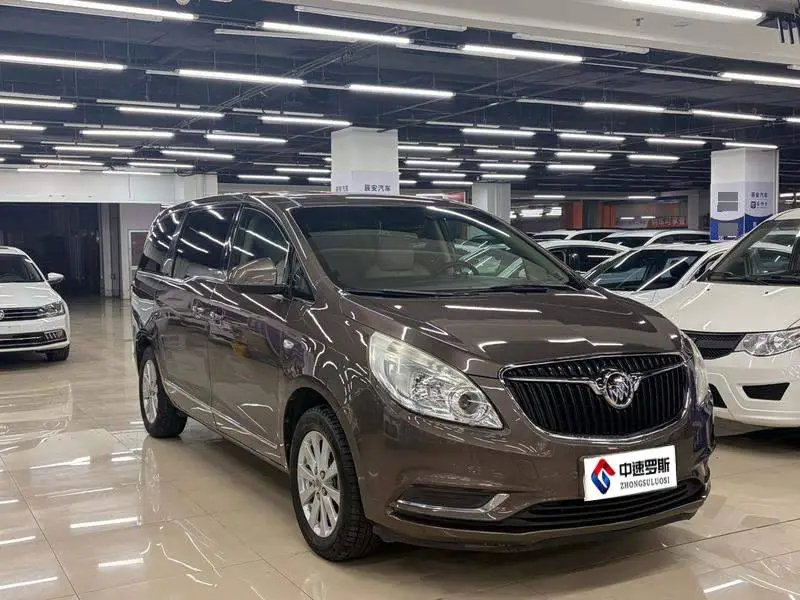 Buick GL8 2017 25S Luxury National V — 3