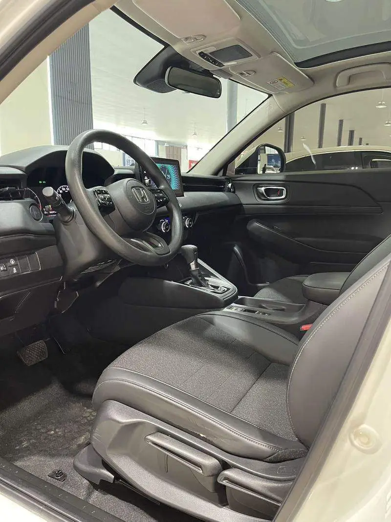 VEZHI 2023 1.5L CVT Luxury Edition — 7