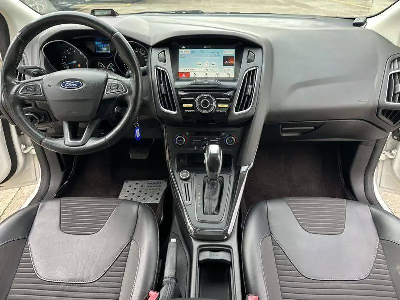 Fox 2017 Sedan 1.6L Automatic Fashion Smart Edition — 10